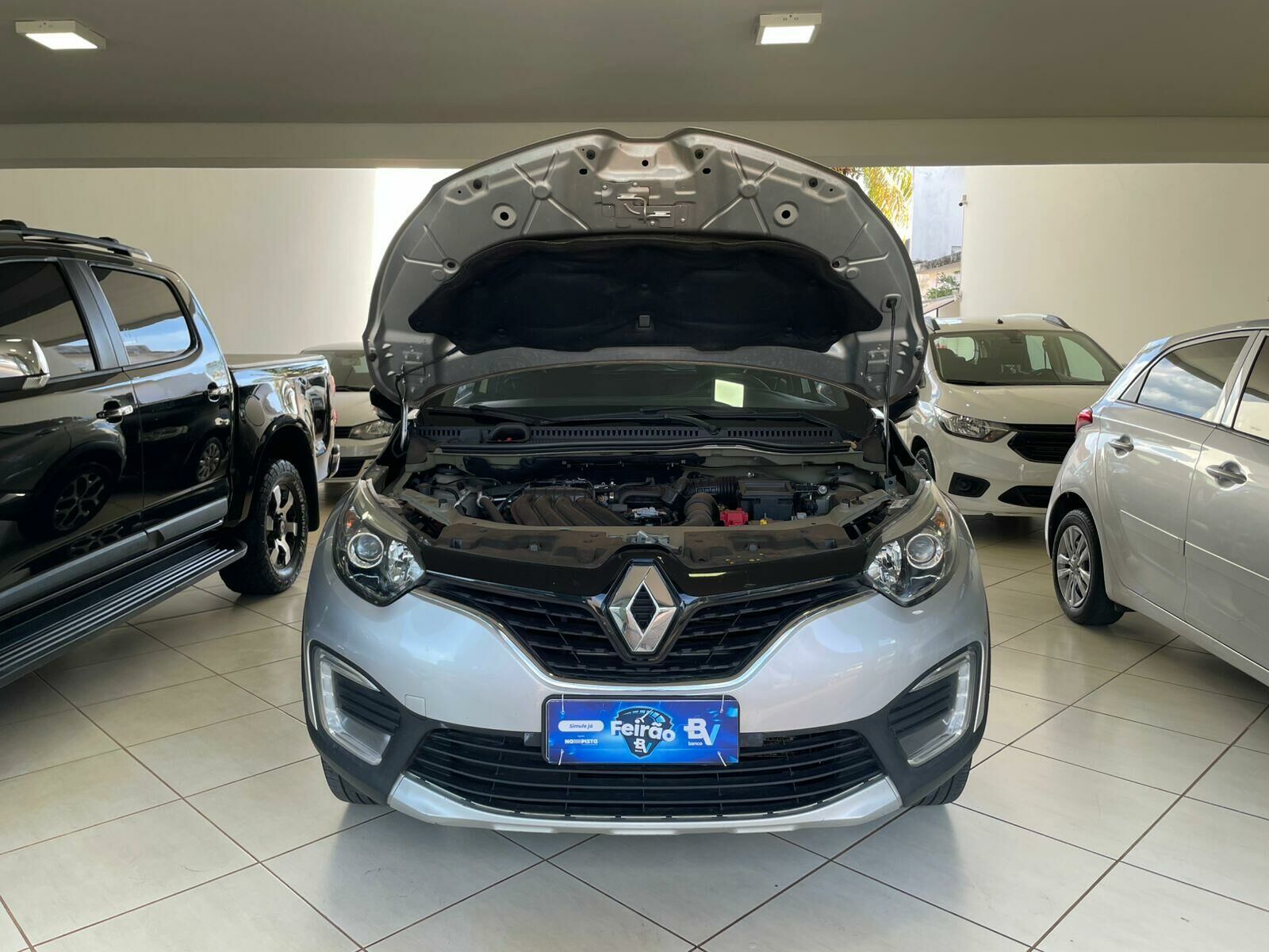 Imagem do veículo  RENAULT CAPTUR LIFE 1.6